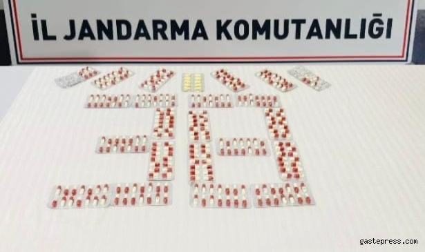 Jandarmadan uyuşturucu operasyonu: 3 gözaltı!