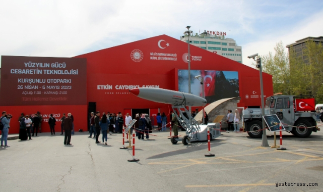 Kayseri'de SOLOTÜRK pilotlarına yoğun ilgi!
