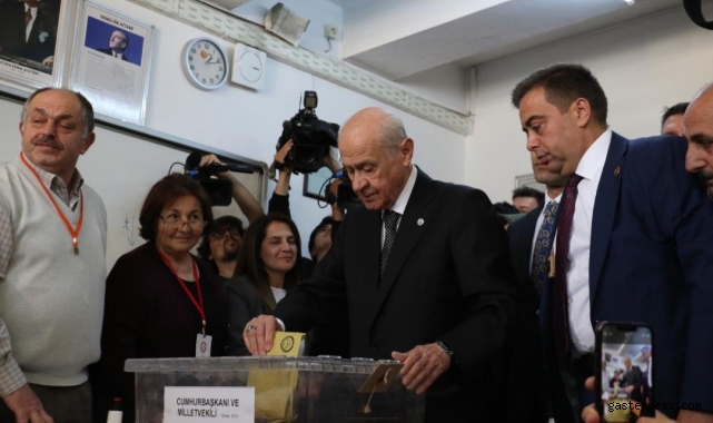 MHP Genel Başkanı Bahçeli oyunu Ankara'da kullandı!