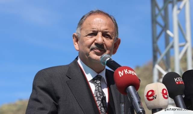 Özhaseki: ”(İzol Aşireti'ne) Bir parti kurun, 14 bin oyu olana cumhurbaşkanı yardımcılığı veriyorlar, bir cumhurbaşkanı yardımcılığı, bakanlıkta siz alırsınız”