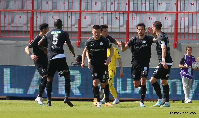 Süper Lig'de küme düşen ilk takım belli oldu!