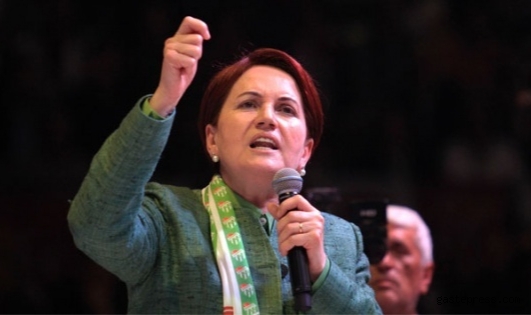 Toplantıya damga vuran İyi Parti çıkışı!