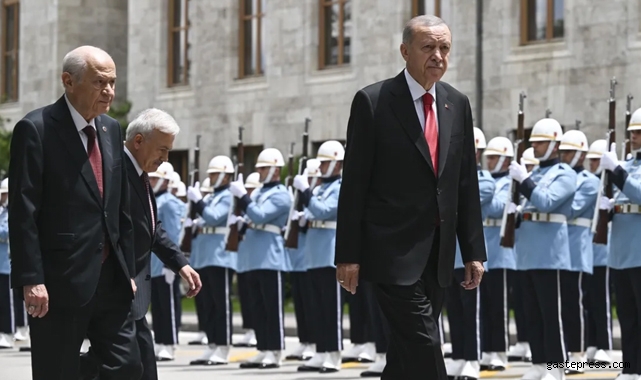 28. Yasama Dönemi başladı! Meclis'te ilk oturumu Devlet Bahçeli yönetiyor, milletvekilleri yemin ediyor