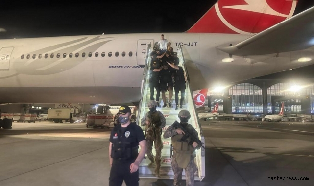 Bakan Yerlikaya duyurdu: Kırmızı bültenle aranan yabancı uyruklu 2 suç örgütü üyesi İstanbul'da yakalandı!
