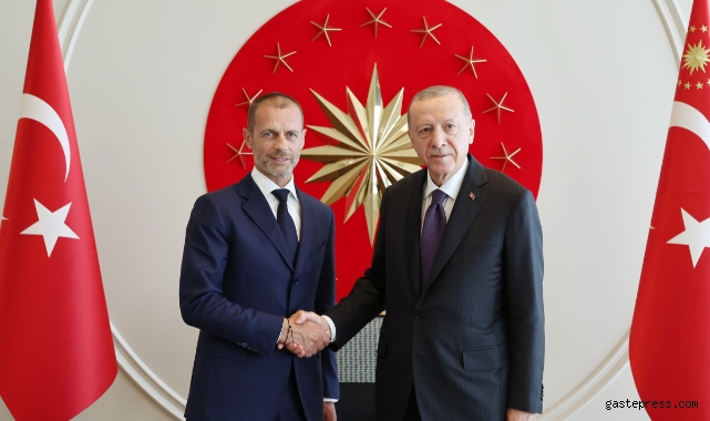 Cumhurbaşkanı Erdoğan UEFA Başkanı Aleksander Ceferin ile görüştü!