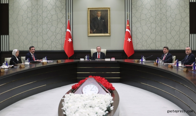Cumhurbaşkanı Erdoğan: 'Vatandaşlarımız toplam 9 gün bayram tatili yapma imkanı bulacaktır'