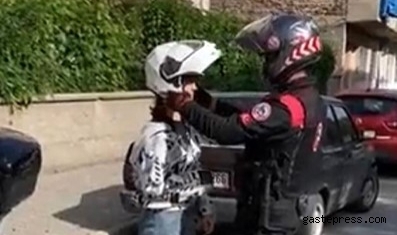 Sınava geç kalan adayların imdadına Kayseri polisi yetişti!