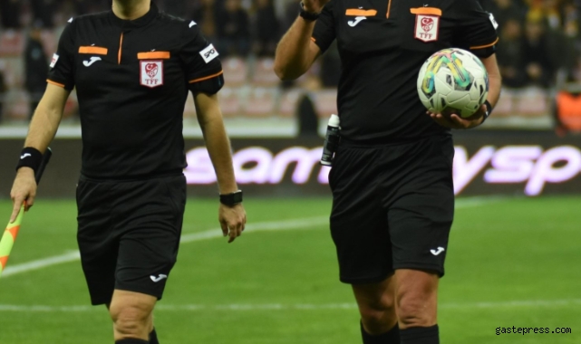 Sivasspor-Kayserispor maçını Burak Paklan yönetecek!