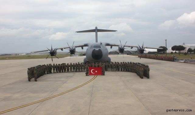 Türk askerinden Kosova'ya takviye sürüyor!