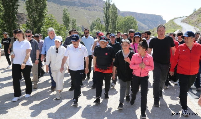 Vali Çiçek ve Başkan Büyükkılıç'tan Soğanlı'da İnceleme!