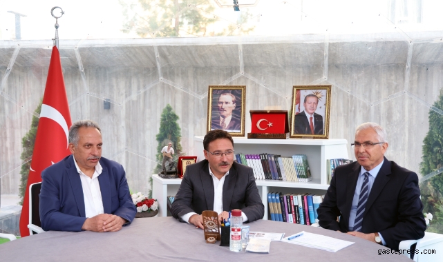 Vali Gökmen Çiçek,Talas Şeffaf oda için "Muhteşem" dedi!