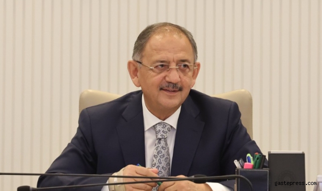 Bakan Özhaseki: “Depremzedeleri yapım ve dönüşüm ofislerimize bekliyoruz"