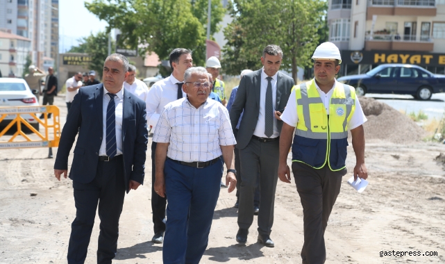 Başkan Büyükkılıç, Yeni nesil su boruları kullanılan KASKİ çalışmalarını inceledi!