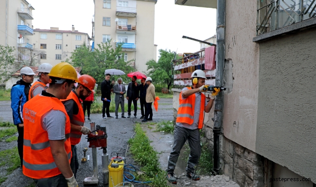 Kayseri Talas'ta Karot Alınıyor, Riskli Yapılar Tespit Ediliyor!