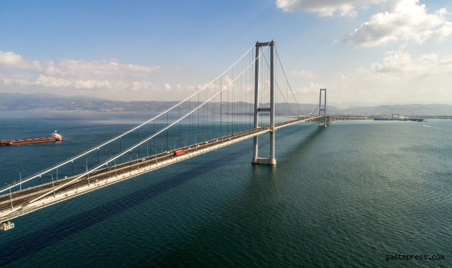 Körfezi 1.5 saatten 6 dakikaya düşüren osmangazi köprüsü 7 yaşında!