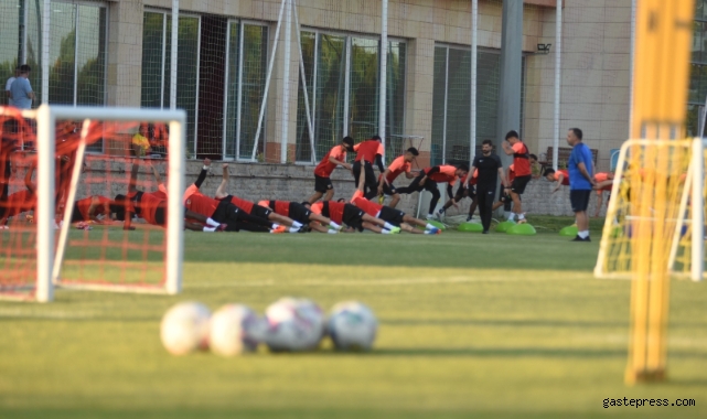 Ligin başlamasına 10 gün kaldı Kayserispor’da yasak kalkmadı!