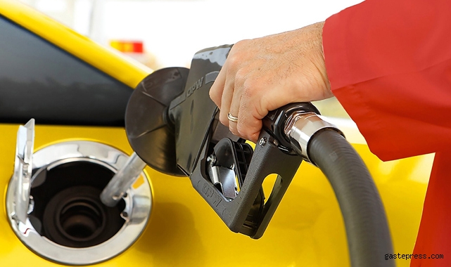 Pompaya çifte zam geliyor 7 Temmuz güncel benzin, motorin litre fiyatı!