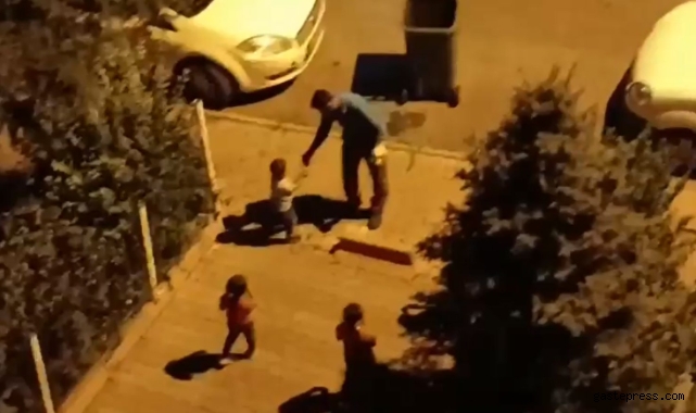 Temizlik personelinden yüzleri güldüren davranış!