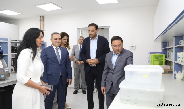 Vali Çiçek ve Rektör Altun, ERFARMA’yı Ziyaret Etti!