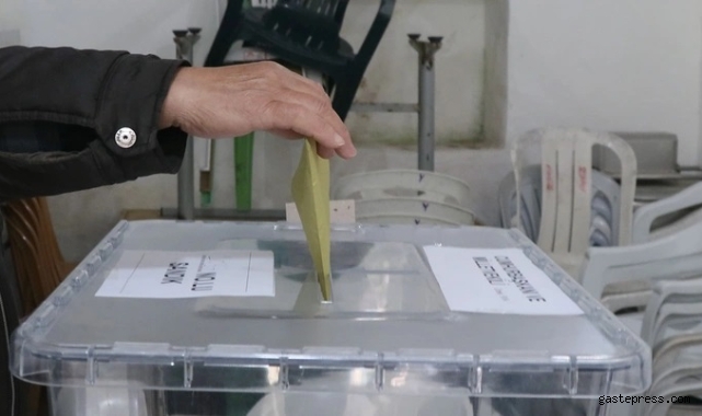 AK Parti oylarındaki gerilemenin 3 başlığı ortaya çıktı AK Parti 30 büyükşehirde araştırma yaptı!