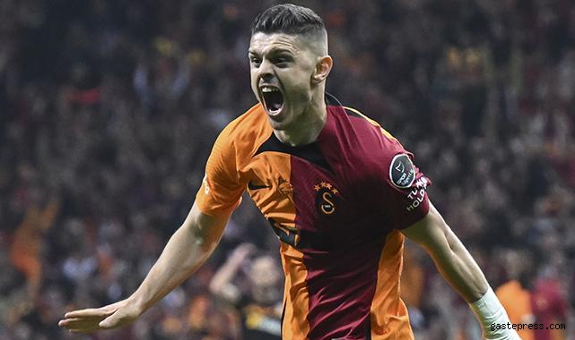 Beşiktaş Rashica'yı KAP'a bildirdi!