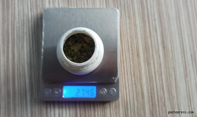 Hassas teraziyi powerbank içerisine düzeneklenmişler!
