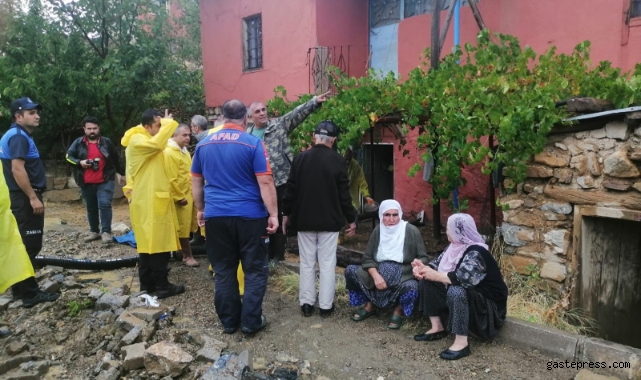 Kayseri'de sağanak yağış sele neden oldu!