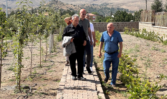 Kayseri Talas'ta Deneme Bahçeleri Model Oluyor!