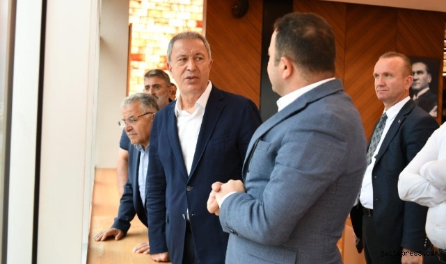 OSB Başkanı Yalçın, Hulusi Akar’a projelerini anlattı, sanayicilerin arsa taleplerini iletti