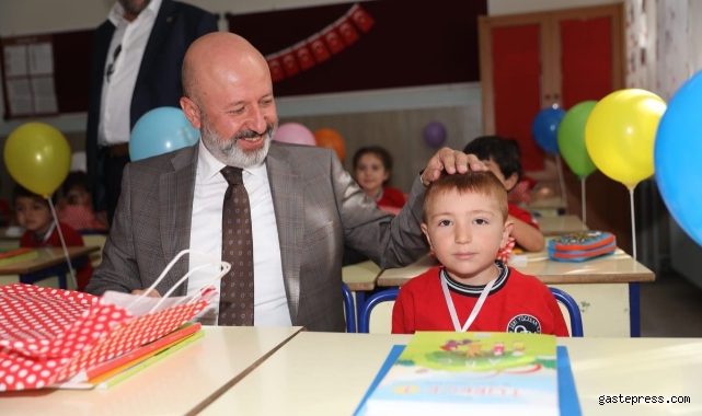 Başkan Çolakbayrakdar: "Eğitim için tüm imkanlarımızı seferber ediyoruz"