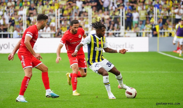 Gol düellosunun galibi Fenerbahçe!