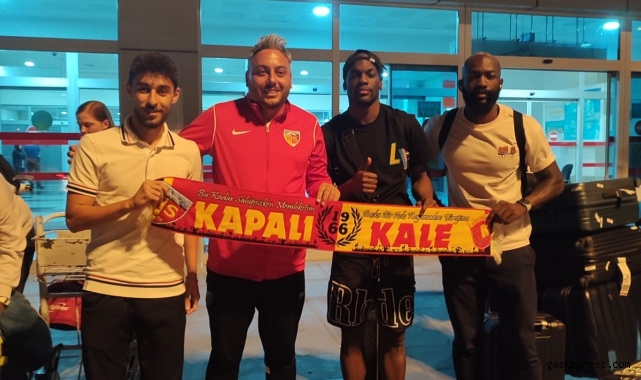 Kayserispor’un yeni transfleri Kayseri’ye geldi!