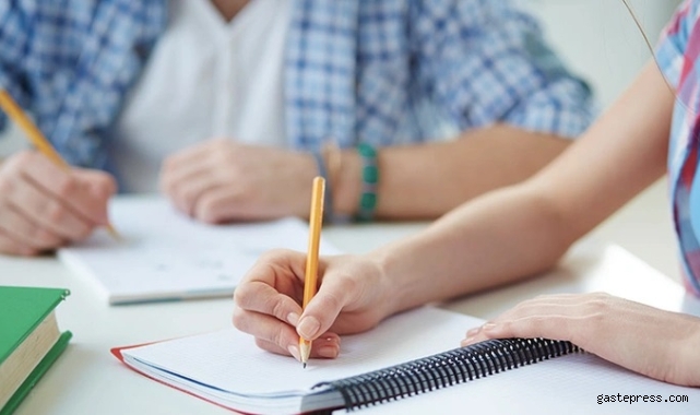 Lisede sınıfta kalma geri geldi! 6 derste başarısız olan sınıf tekrarı yapacak!