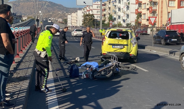 Motosiklet taksiye arkadan çarptı: 1 ölü, 1 ağır yaralı!