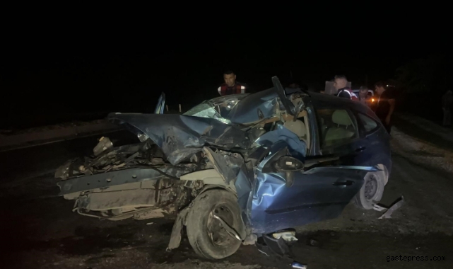 Nevşehir’de otomobil ile kamyon çarpıştı: 1 ölü, 2 yaralı!