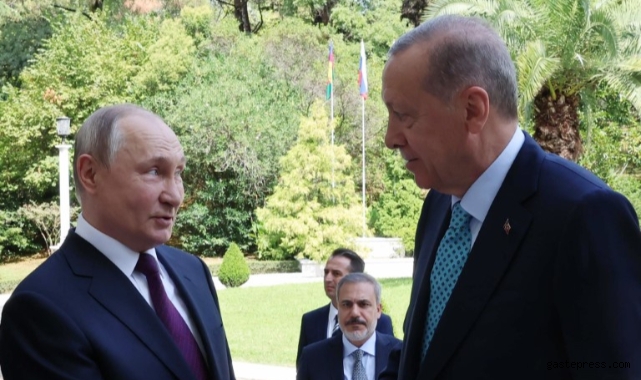 Putin, Cumhurbaşkanı Erdoğan'ı kapıda karşıladı!