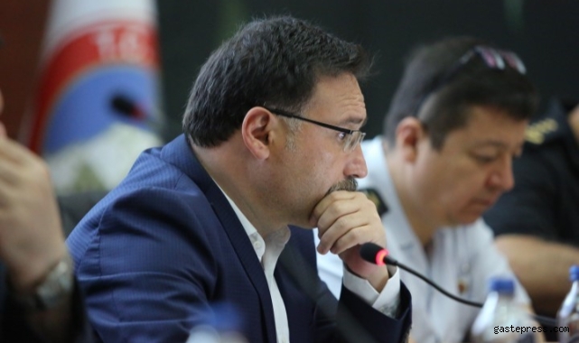 Vali Çiçek: “Her mahalleye spor okulu kurulmalı”
