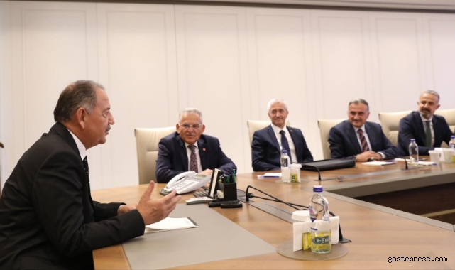 Başkan Büyükkılıç’tan Bakan Özhaseki’ye ziyaret!