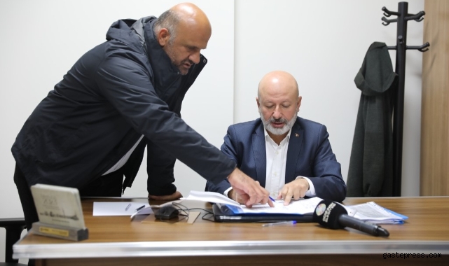 Başkan Çolakbayrakdar, “Herkes için kütüphanelerle zenginleştirilmiş bir şehir inşa ediyoruz”