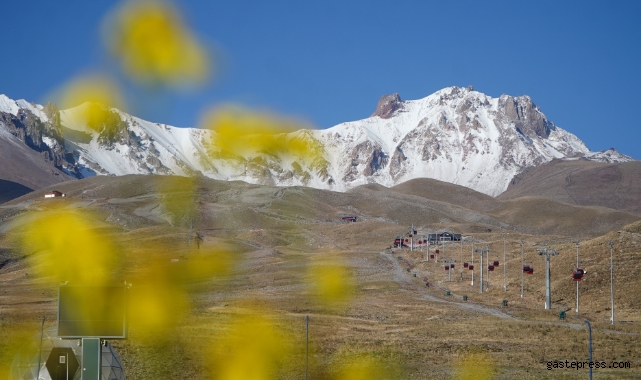 Erciyes gelinliğini giydi!