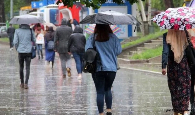 Meteorolojiden kuvvetli yağış ve fırtına uyarıları geldi!
