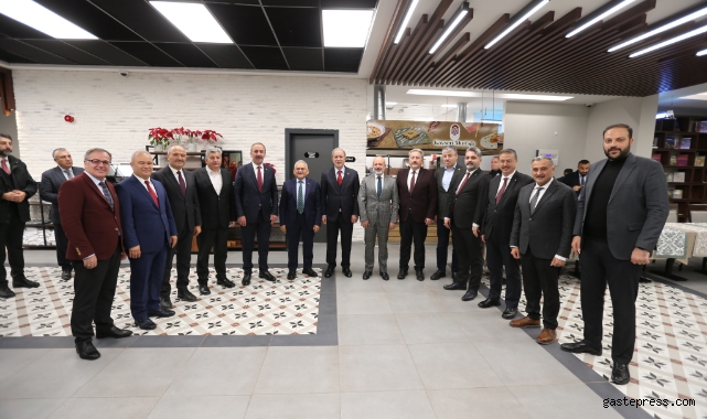 Akar ve Büyükkılıç'tan ilçe belediye başkanları ile istişare toplantısı!