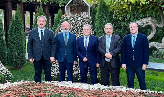 Başkan Büyükkılıç, merkez ilçe belediye başkanları ile bir araya geldi!