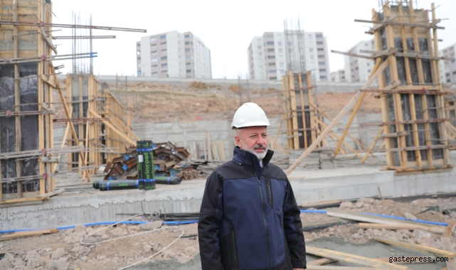 Başkan Çolakbayrakdar, “Dezavantajlı kardeşlerimize özel eğitim yuvası kazandırıyoruz”