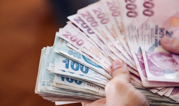 Çalışmayan emeklilere ikramiye ödemeleri başladı!