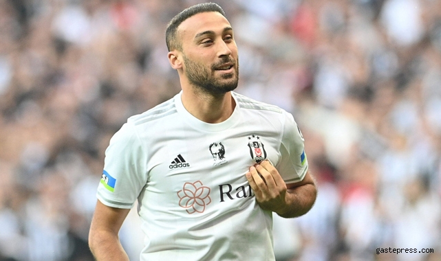 Cenk Tosun'dan Beşiktaş'a Güzel Haber: Yeni Sözleşme Yolunda