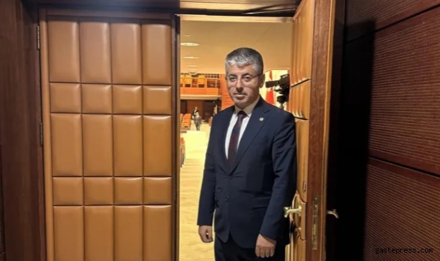 Çopuroğlu bir Bakan'ı daha ziyaret ederek, Kayseri ile ilgili taleplerde bulundu.