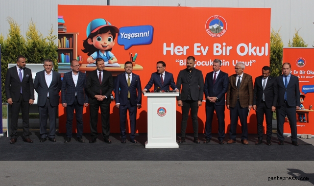 Kayseri’de çalışma masası ve kitaplığı olmayan öğrenci kalmayacak!