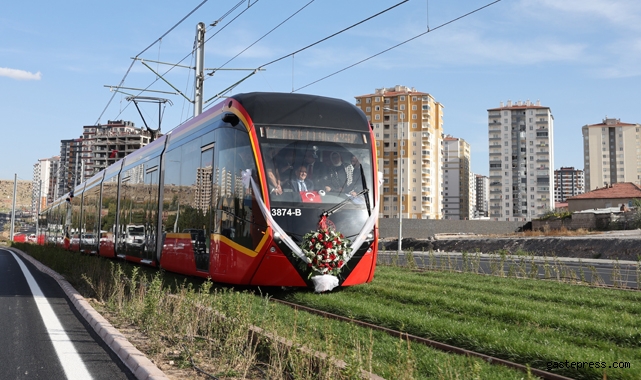 Kayserililer yeni tramvay hattından memnun!