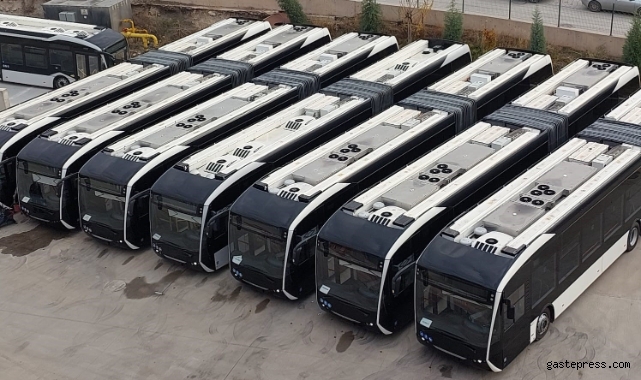 Başkan Büyükkılıç: "15 adet yeni elektrikli körüklü otobüslerimiz hayırlı olsun"